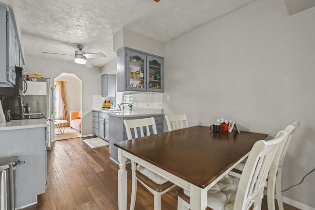 Photo - 302 Prospect Dr