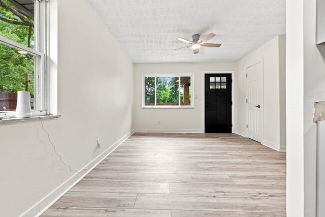 Photo - 3660 N Sadlier Dr