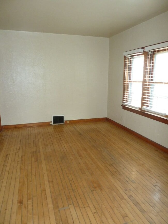 Photo - 2359 S KK Ave Unit 2359 Rear lower