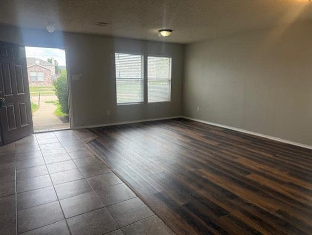 Building Photo - 1202 Scottsdale Dr Rental