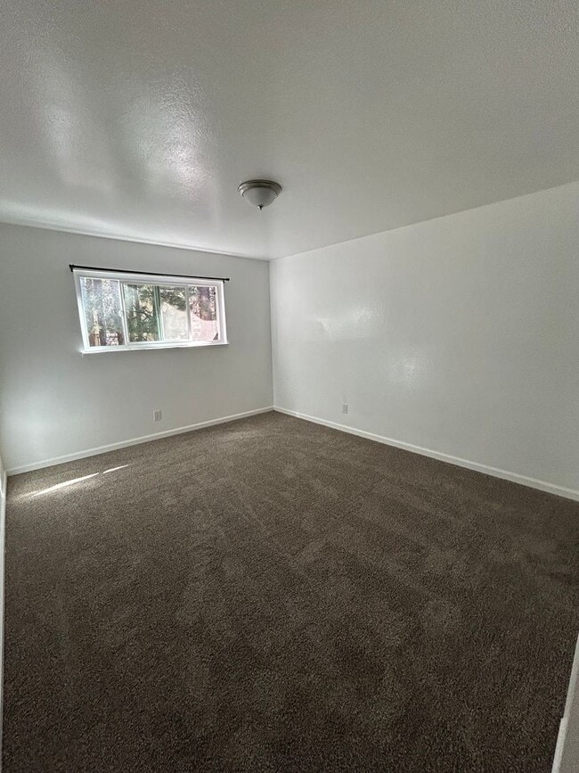 Photo - 3685 Tamarack Ave Unit 2