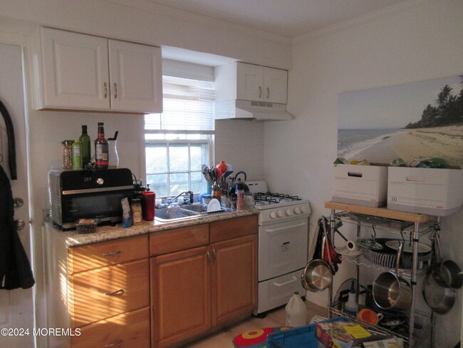 Photo - 203 13th Ave