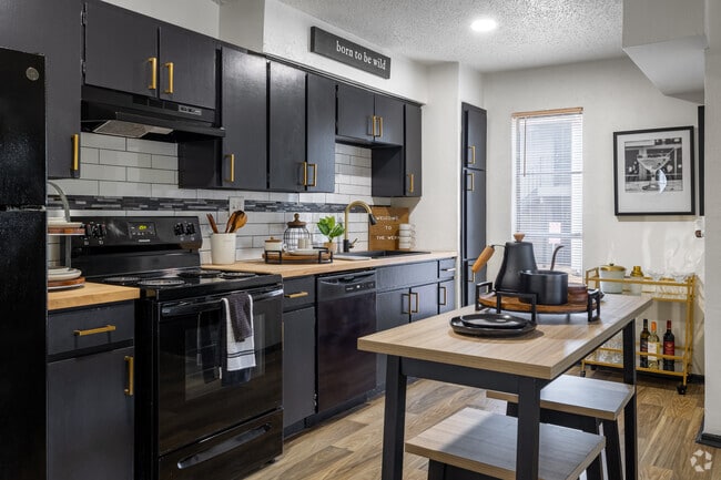 2HAB, 2BA Cocina - The WerX Apartments