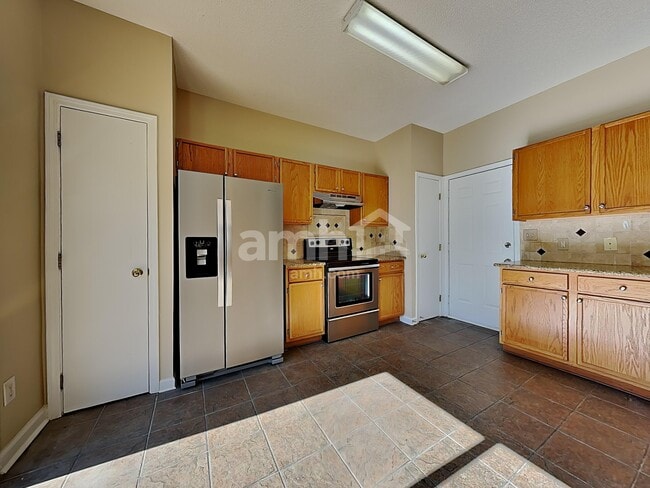 Photo - 136 N Honey Springs Ave