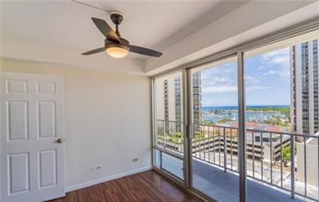 Pet Friendly, Secured, Lanai, AC, Private W&D - Pet Friendly, Secured, Lanai, AC, Private W&D Condominio Unidad 1105