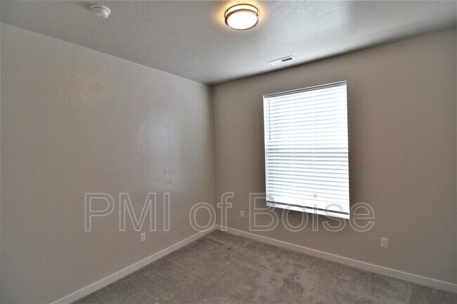 Photo - 3098 W Everest St