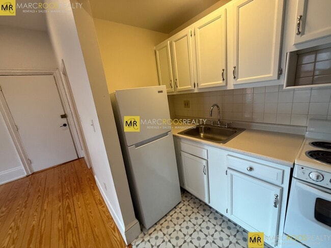 Photo - 670 Tremont St Unit 3R