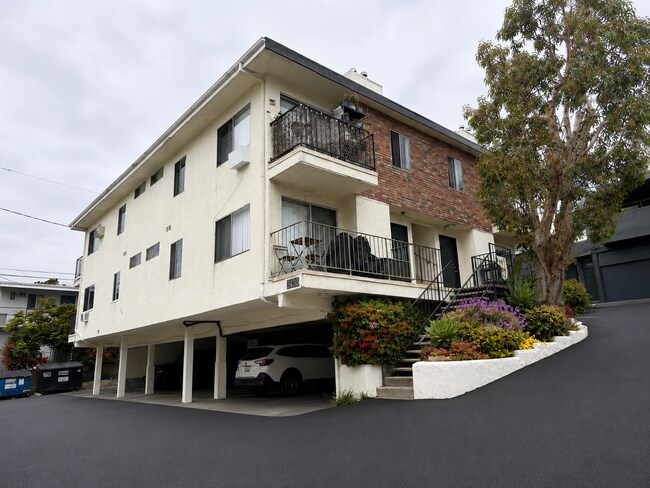 Building Photo - 3432-3434 S Centinela Ave