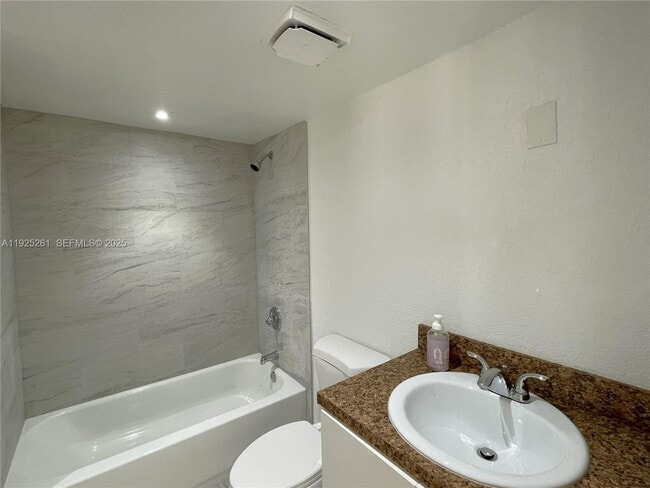 Photo - 4721 NW 7th St Unit 104-12