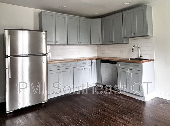 Photo - 54 Roath St Unit Apt 2