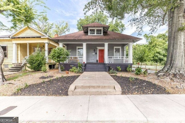 Building Photo - 1475 3rd St