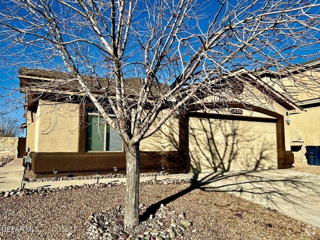 Building Photo - 14201 Silver Point Ave Rental