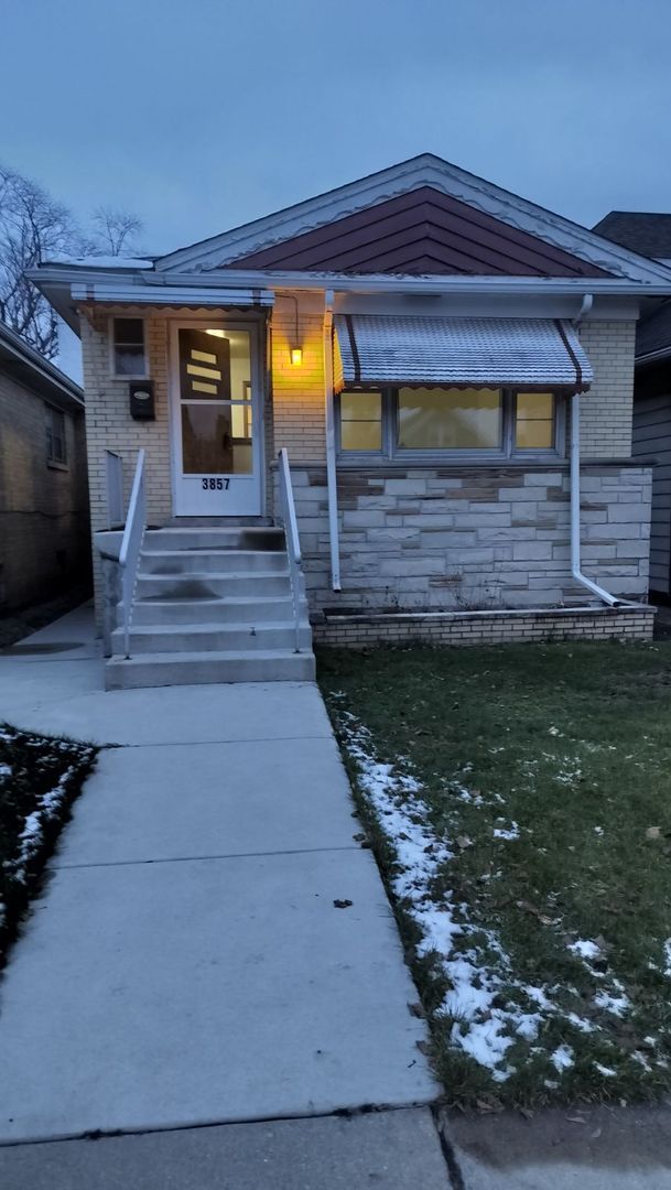 Chicago 3-Bedroom 2-Bathroom Home For Rent... - Chicago 3-Bedroom 2-Bathroom Home For Rent...