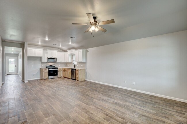 Photo - 634 Juniper St Unit 634 Juniper Street