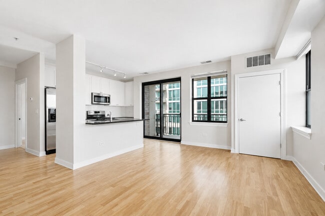 Photo - 451 W Huron St Unit 1501