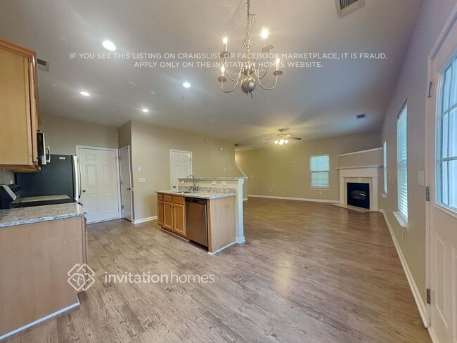 Photo - 407 Pierpont Ct