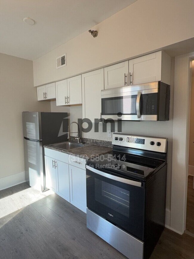 Photo - 830 Alabama St Unit Apt 5
