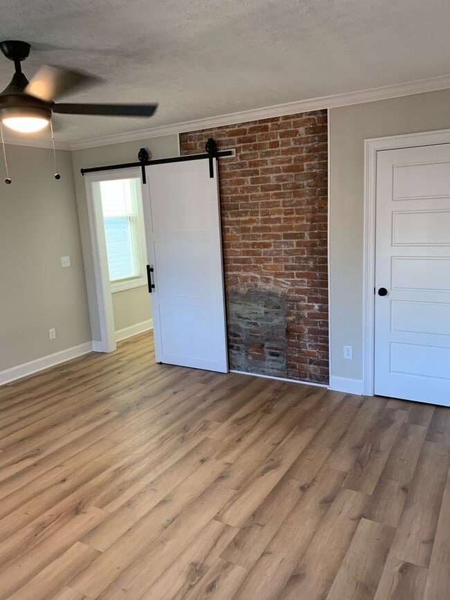 Photo - 2 Bedroom, 1 Bath newly renovated shot gun in Germantown