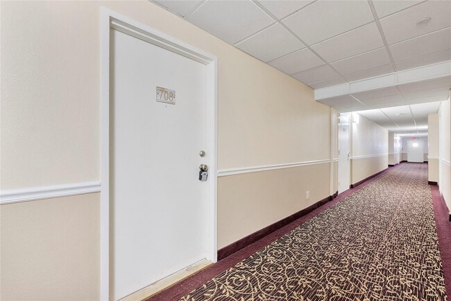 Photo - 405 N Ocean Blvd Unidad 708