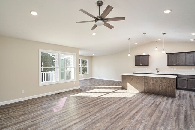 5048 Catawba Pl Ln