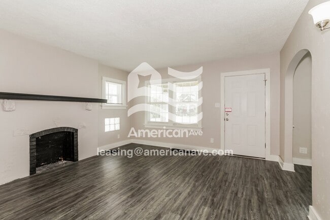 Photo - 443 W Hillcrest Ave