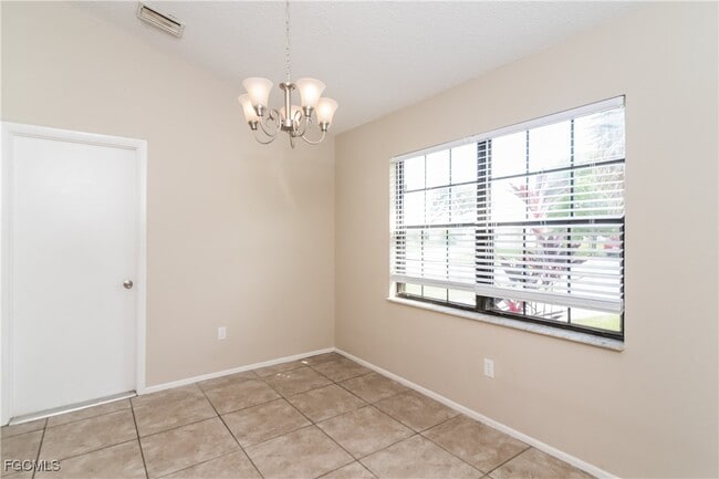 Photo - 4055 Vermont Ln