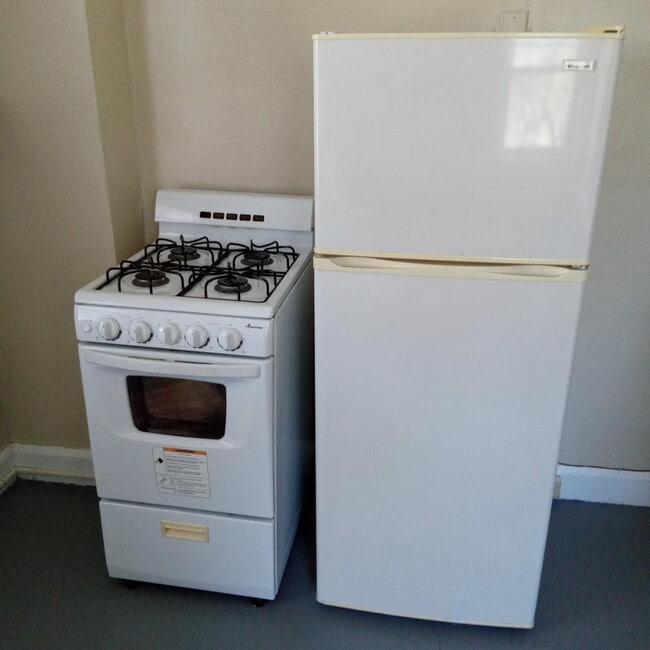 Photo - 25 Pecks Rd Unit Pecks