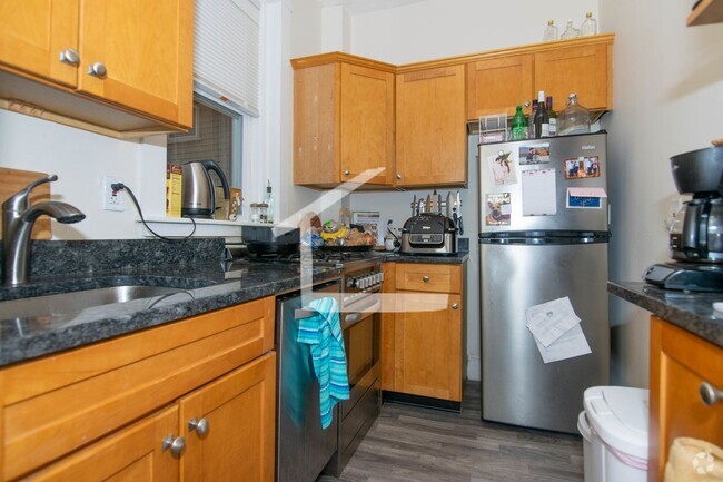 Building Photo - Beautifully updated 1 bed in Brighton. Rental