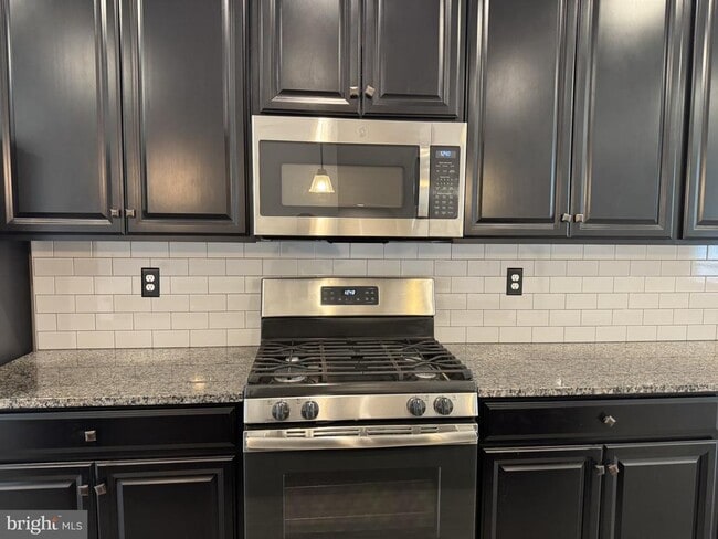 Photo - 10323 Quillback St