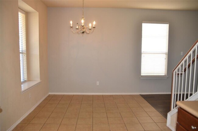 Photo - 218 Baldwin St