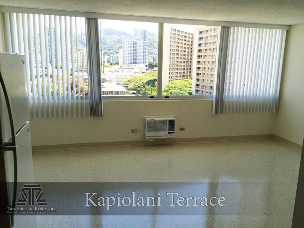 Photo - Updated Studio at Kapiolani Terrace