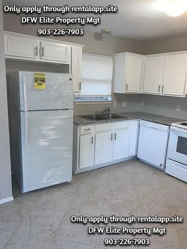 Photo - 468 Maplegrove Rd