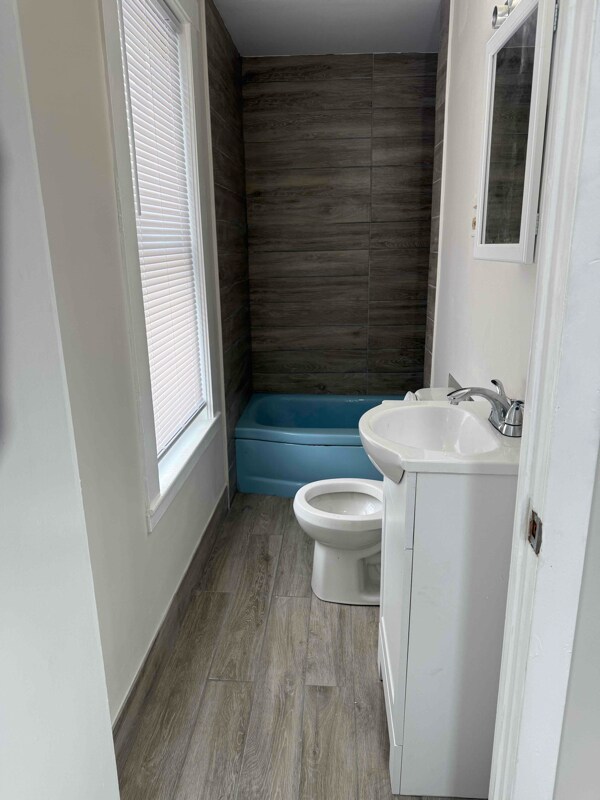 Photo - 28 Elm St Unidad #2