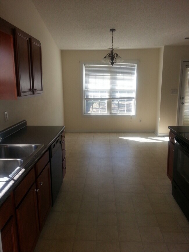 Photo - GORGEOUS 3 BEDROOM ACORN RIDGE BEAUTY!