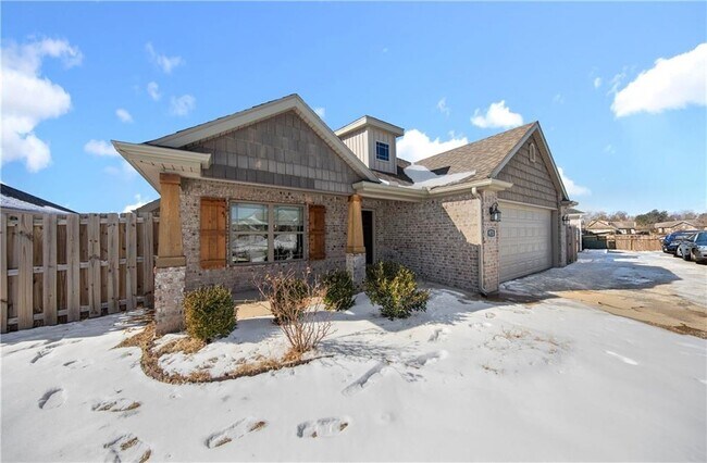 Photo - 971 Lakeview Dr