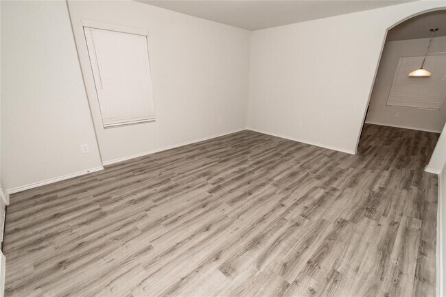 2721 Madison Ct