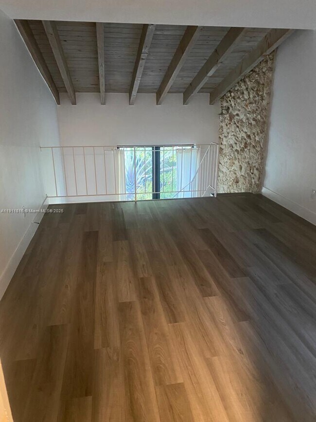 Photo - 24 Calabria Ave Unit 10