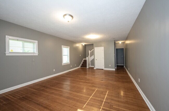 Photo - "Charming 2-Bed Home with Gleaming Hardwoo...