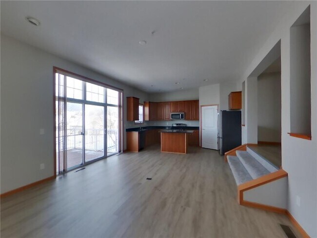 Photo - 1627 Fox Hunt Way