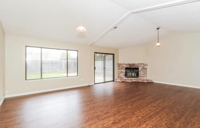 Photo - 9100 Dove Meadow Ct