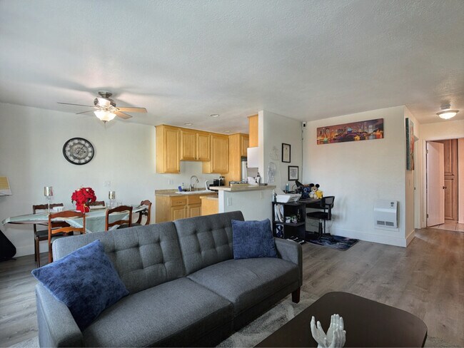 Photo - 1627 Pentecost Way Unit #7