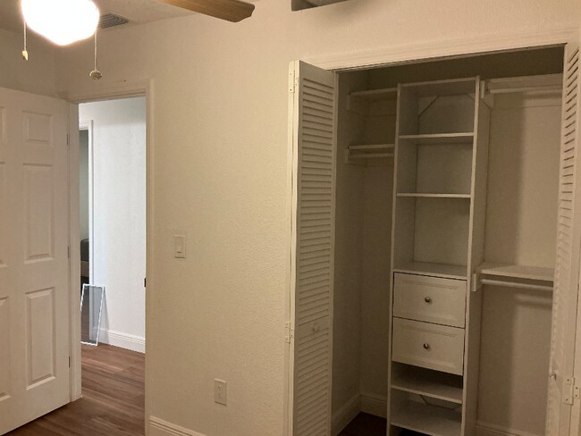 Photo - 2532 Coventry Rd