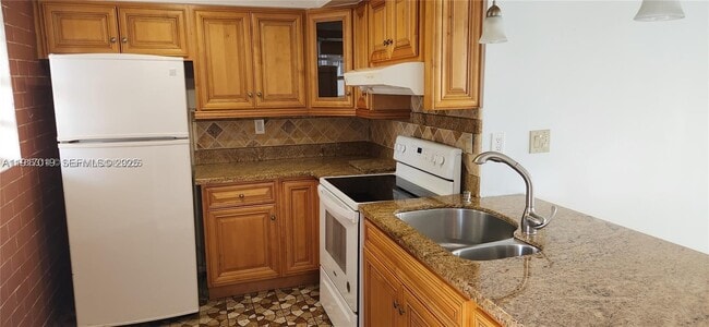 Photo - 14195 SW 87th St Unit B306