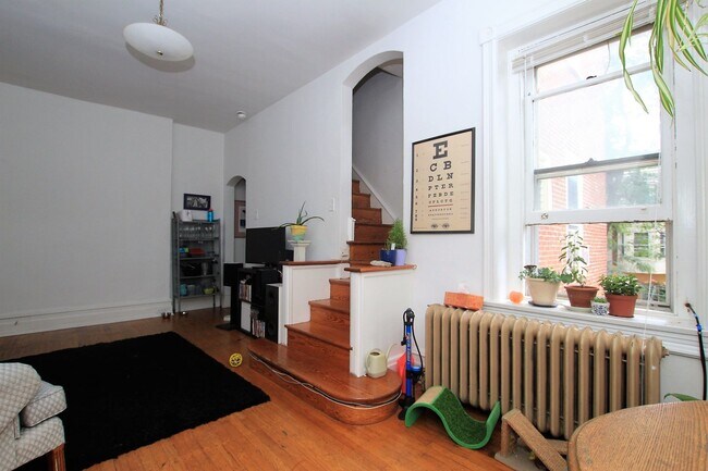 Photo - 3718 Spring Garden St Unit 2R