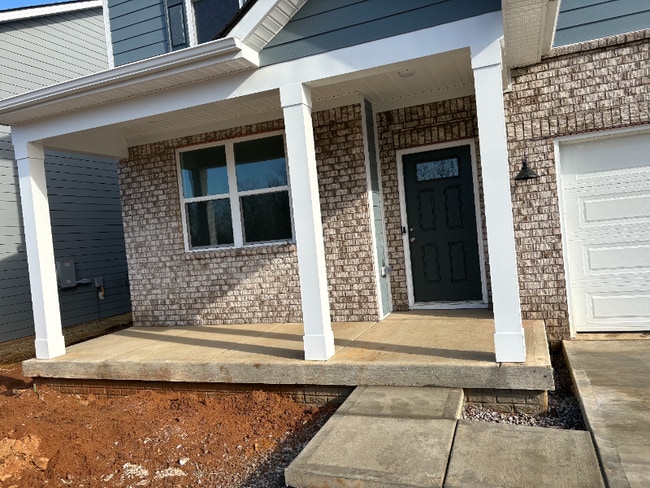 Photo - 2003 Lyndon Green Cir