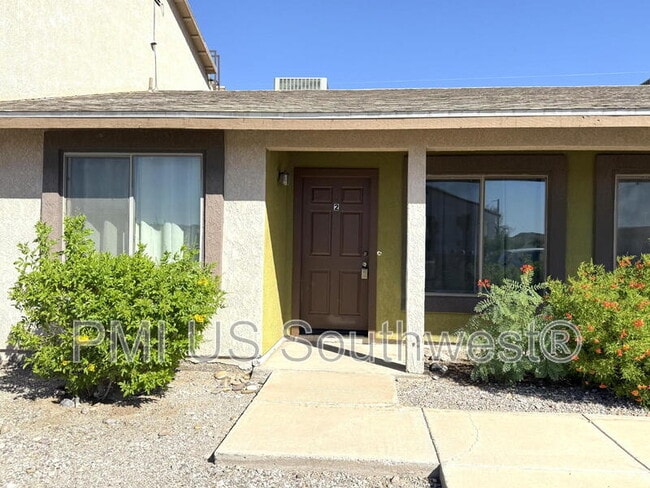 Building Photo - 2805 Colibri Courte Unit Apt 2