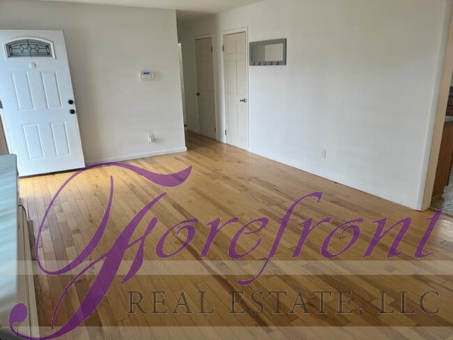 Photo - 1335 S Lowell St