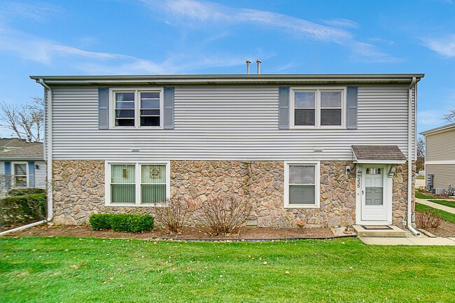 Photo - 235 Harvest Ct Townhome