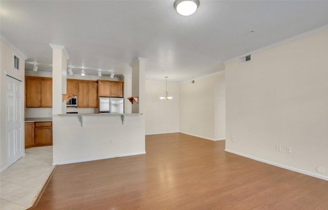 Photo - 3875 S Dayton St Unidad 102 Rental