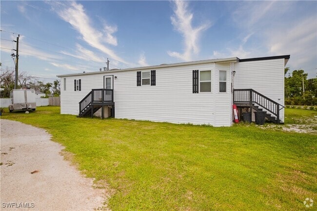 Building Photo - 16820 Banyon Dr Rental